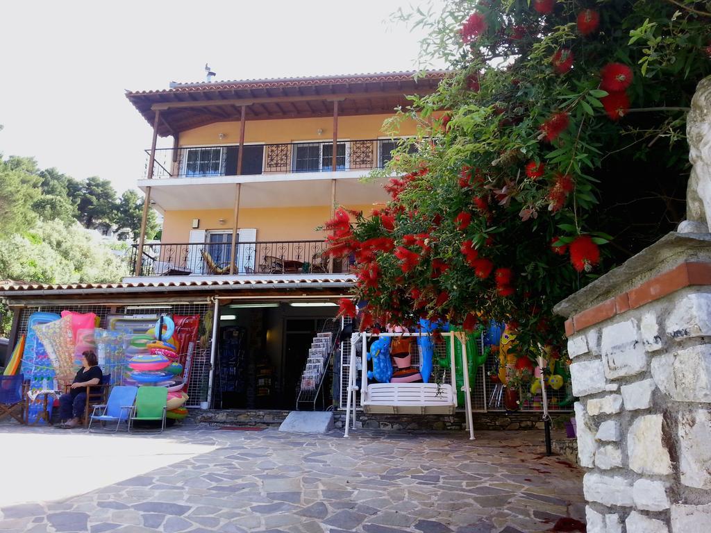 Tzaneria Apartments Skiathos Kanapitsa  Ngoại thất bức ảnh