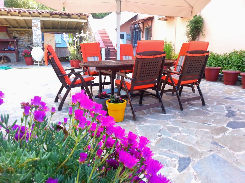 Tzaneria Apartments Skiathos Kanapitsa  Ngoại thất bức ảnh